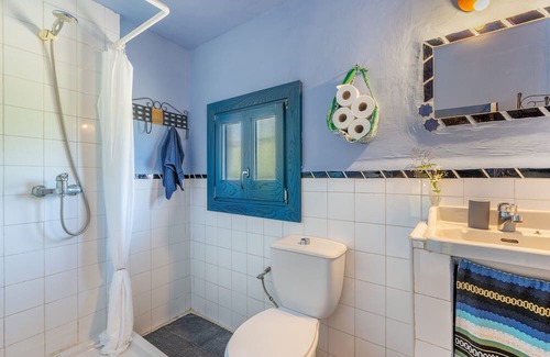 Orgiva Maison | Chalet 'Casita De La Huerta' with Mountain View, Shared Pool and Wi-Fi