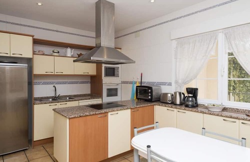 Nieva Maison | Holiday Home 'El Nogal De Nieva' with Private Pool, Private Terrace and Wi-Fi