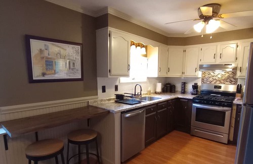Canaan Valley Maison | Peaceful and secluded mountain getaway. PET FRIENDLY!!