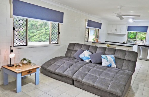 Emu Park Maison | Kurrali by the Sea