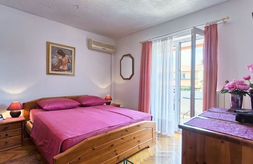 Cancini Villa | Small Castle Comfortable holiday residence
