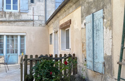 Mareuil en Perigord Maison | Jolie Maison en Coeur de Village, Commerces et Rando à Pieds, Animaux Acceptés