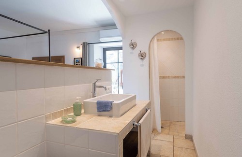 Berrias-et-Casteljau Lit Et Petit-Déjeuner | Chambre D'hôtes La Terrasse - L'antre de Pierres - Ardèche Méridionale