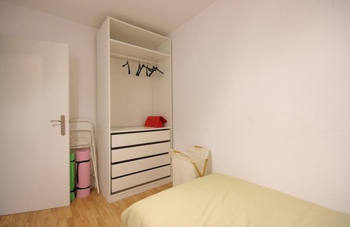 La Guineueta Appartement | Apartment with three bedrooms in Nou Barris by Alterhome