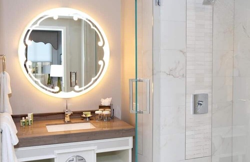 Mount Vernon Square Appartement | Deluxe Room Near 10th Street Community Park WDC