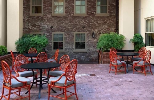 Mount Vernon Square Appartement | Deluxe Room Near 10th Street Community Park WDC