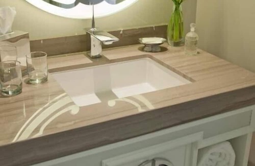 Mount Vernon Square Appartement | Deluxe Room Near 10th Street Community Park WDC