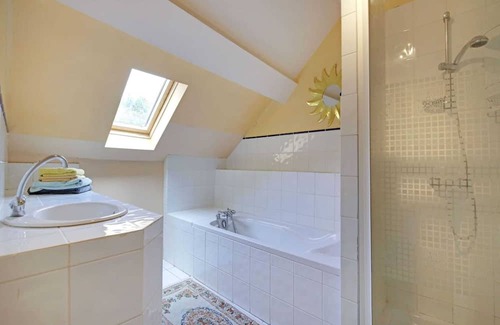 Raizeux Maison | Homerez - Spacious house for 8 ppl. with terrace at Raizeux