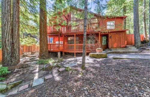Willits Maison | Beautiful home in the Redwoods