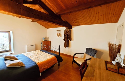 Aizenay Maison | Gîte à la Campagne de 6 à 14 Pers, au Cœur de la Vendée