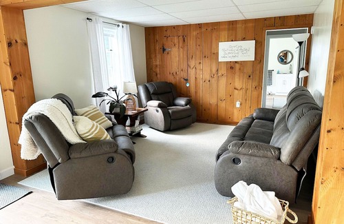 New Holland Maison | New Holland Family Getaway - near Kitchen Kettle Village, Intercourse!