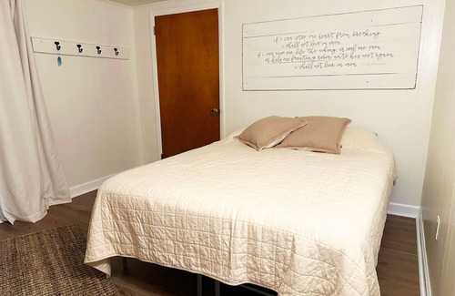 New Holland Maison | New Holland Family Getaway - near Kitchen Kettle Village, Intercourse!