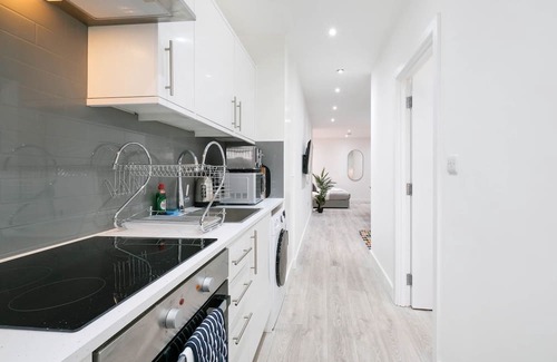 Corby Appartement | Corby City Centre Apt. 04 - Excellent Family Accommodation in Northamptonshire