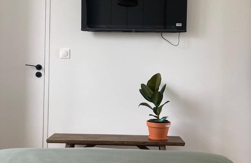 Saint-Pierre Appartement | T1bis Cocooning au Calme Proche de Toutes les Commodités