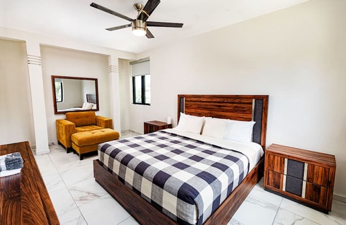 Hato Rey Maison | Fully Renovated Schoolhouse 7 Bedroom, 6 Baths, Jacuzzi, Billiard