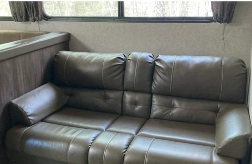 Goodsprings Maison | 2019 Forest River RV Cherokee Grey Wolf 29TE