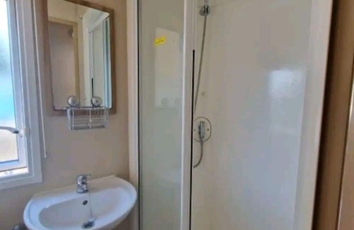 Rookley Cabine | Lovely 3-Bed home in rookley on the Isle of wight