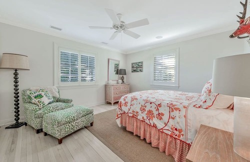 Southend Maison | Dreamy Sunrise Villa - Pool + Incredible Views!
