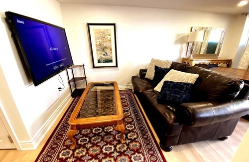 Winona Maison | Stylish Deluxe 2BR Guest Suite