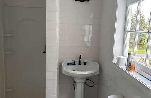 Williamstown Maison | “The 1890 school house salmon river” is an 1890 restored school house