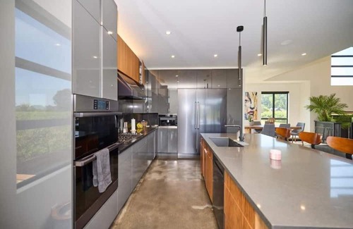 Louth Maison | Orchard Oasis Summary
