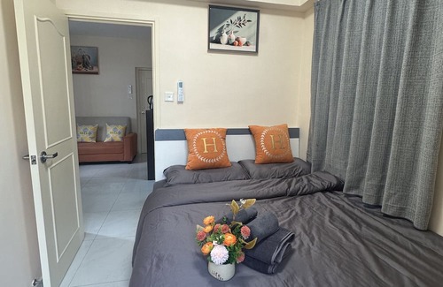 Tsim Sha Tsui Appartement | Bright & Spacious Entire 2 bedrooms Unit in TST Walk to K11 and Victoria Harbour