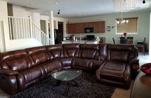 Verrado Heritage District Maison | Belle Maison Feel at home at your Beautiful Home