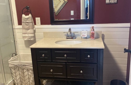 Elbridge Maison | Quiet Peaceful Stay Beautiful New 1 Bedroom