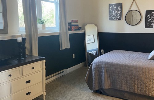 Elbridge Maison | Quiet Peaceful Stay Beautiful New 1 Bedroom