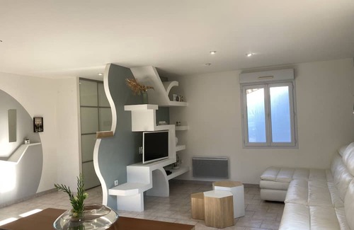 Venansault Maison | Maison Spacieuse Avec Jardin à 25min des Sables D'olonne