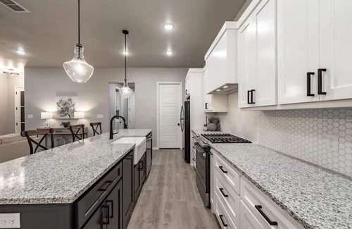 Lubbock Maison | Modern Uptown - 4BR/2BA - New Construction