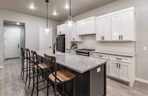 Lubbock Maison | Modern Uptown - 4BR/2BA - New Construction