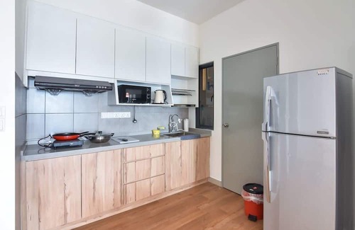 Taman Pertama Appartement | A Cozy 3BR Apt Near Sunway Velocity, FREE Parking
