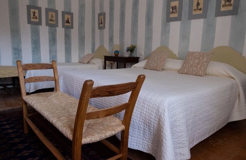 Gazzola Autre | Accommodations within a farmhouse with riding stables between the forest and the river