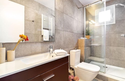 El Guinardo Appartement | SAGRADA FAMILIA FULLY EQUIPPED TERRACE WIFI/AC/5PP By MyRentalHost