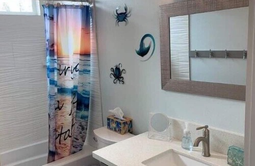 Eden Roc Maison | The Ohana House ByVolcano N Park 2BR 3QBeds 4Cots
