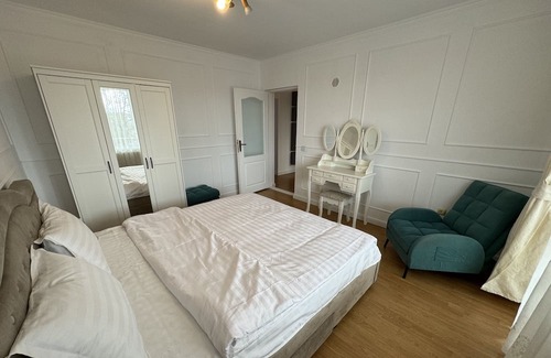 Bistrita Appartement | Private building - Apartment - spacious and newly renovated