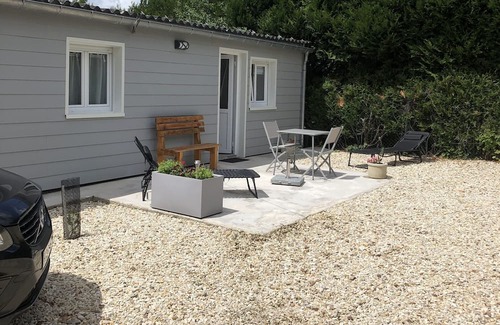 Verpel Appartement | Chez Marthe. Plain Pied de 25 m2 Tout Confort sur Terrain Clos, à la Campagne