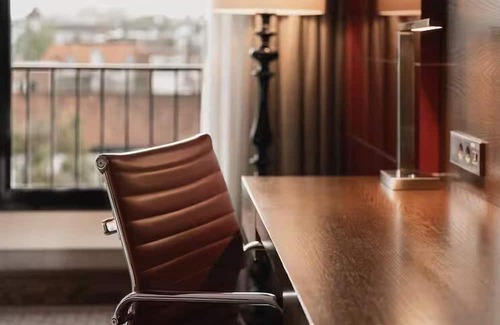 The Hague Center Maison | Where Comfort Meets Adventure! 2 Relaxing Units, Pet-friendly Property!