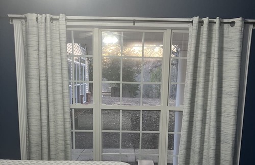 Pheba Maison | Cozy 1-bedroom house in charming West Point with AC, WiFi