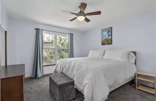 Lenexa Maison | Cozy 3-bedroom townhome in welcoming Lenexa with AC, WiFi NEW PROMO PRICING
