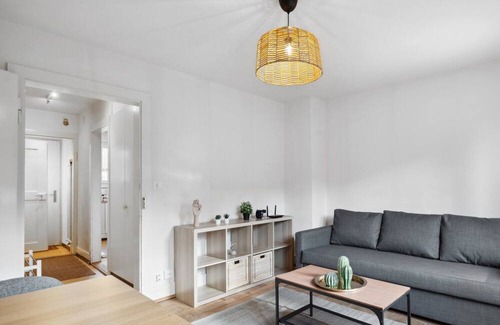 Wiedikon Appartement | Charming Home for Flexible Weekly/Monthly Rent
