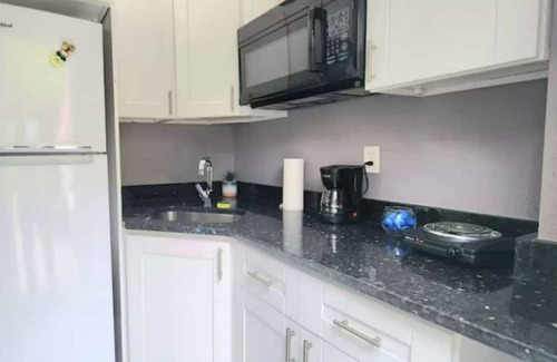 Egypt Lake-Leto Appartement | #13 Tampa Suite ................................................................