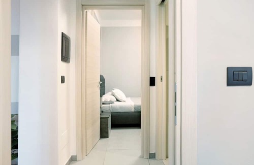 Saluzzo Appartement | Apartment 'Civico 16' with Balcony