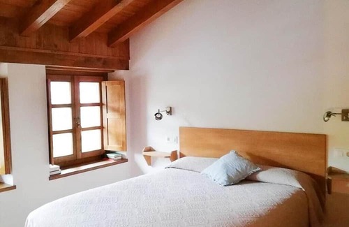 Bobia de Abajo Maison | Holiday Home 'La Corte Del Rondiellu 2' with Mountain View, Private Terrace and Wi-Fi