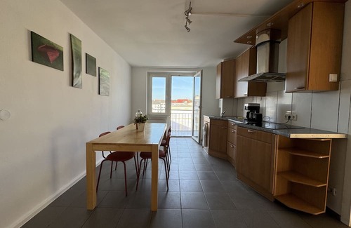 Mittelstadt Appartement | 4 Zimmer - Lichtdurchflutete 82m2-wohnung Mitten im Zentrum Hagens!