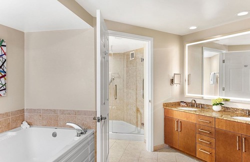 Doral Station Balnéaire | Miami Resort Weekend Get-A-Way - Mariott's Villas at Doral - May 4th & May 5th