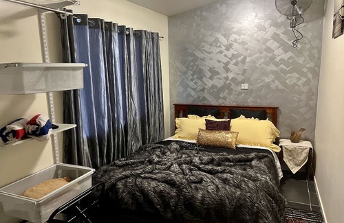 Malanda Cabine | Figtree Getaway - Fireplace cabin 3 bedroom fully self contained with spa