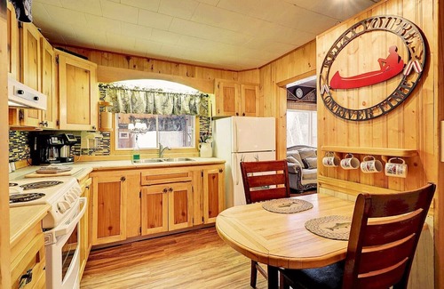 Juniper Cabine | Nordic Spa, Woodstove, Waterfront, Cabin 1