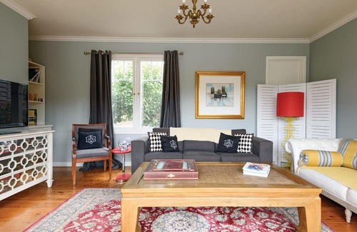 Daylesford Maison | Splinters Cottage, right on Lake Daylesford